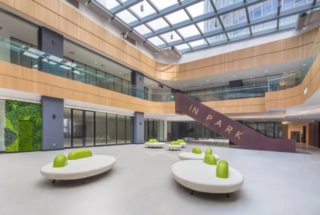 IN PARK全景陽光辦公空間